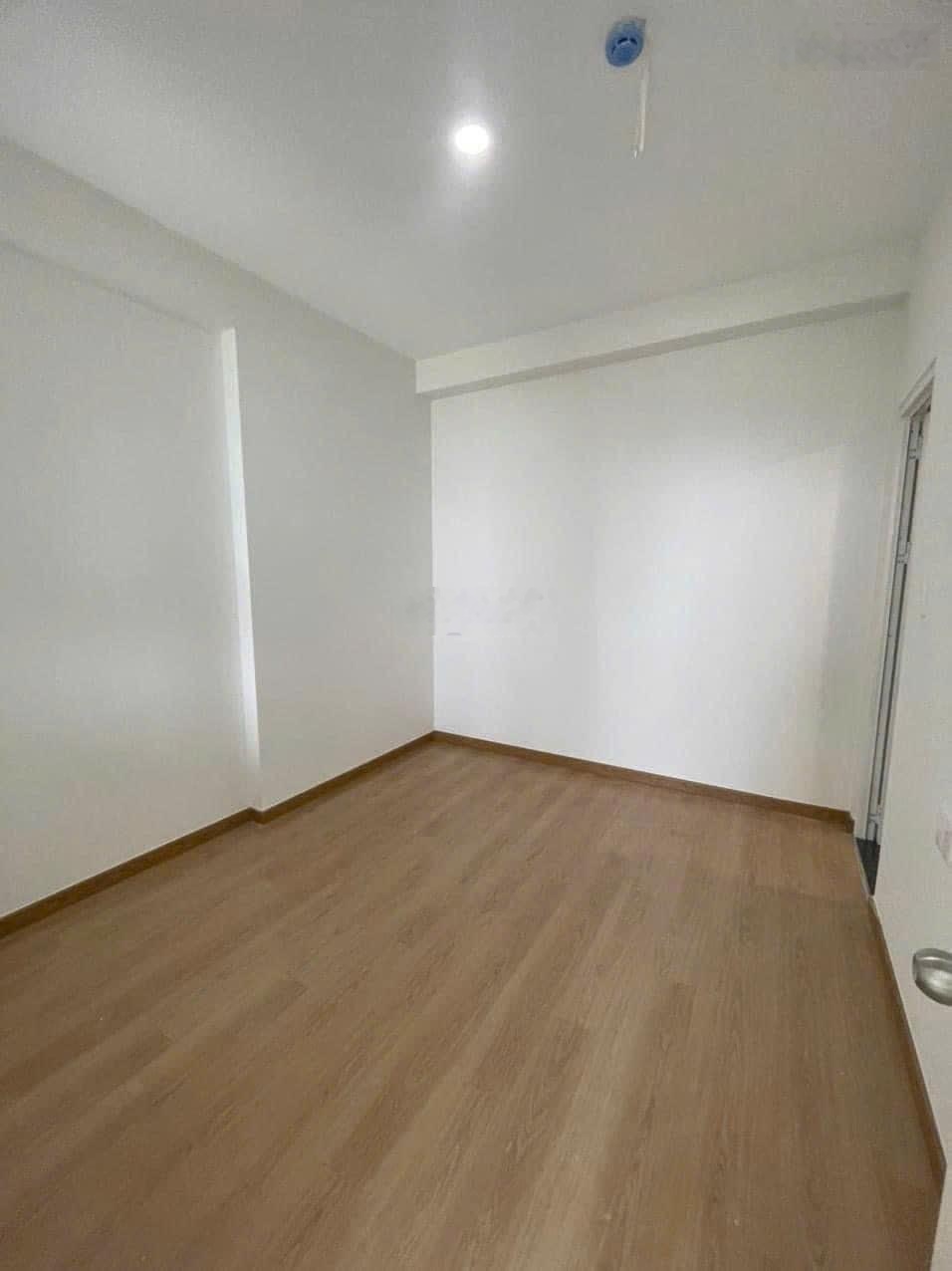 Chính chủ gửi bán căn 55m2, tầng trung, nội thất hoàn thiện, giá 2.21 tỷ ( TL)