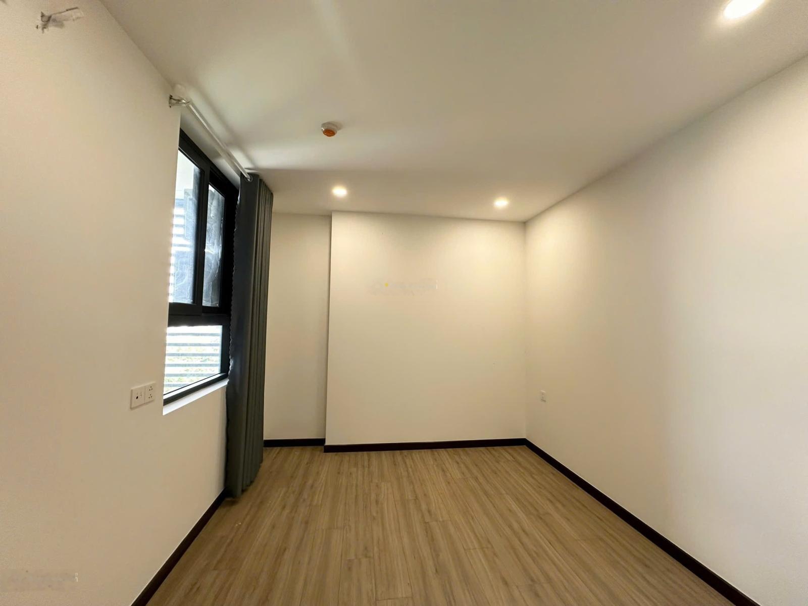 Cắt lỗ bán nhanh cc c-sky view loại căn to nhất 100m2, full nội thất căn bản chỉ từ 2.870t