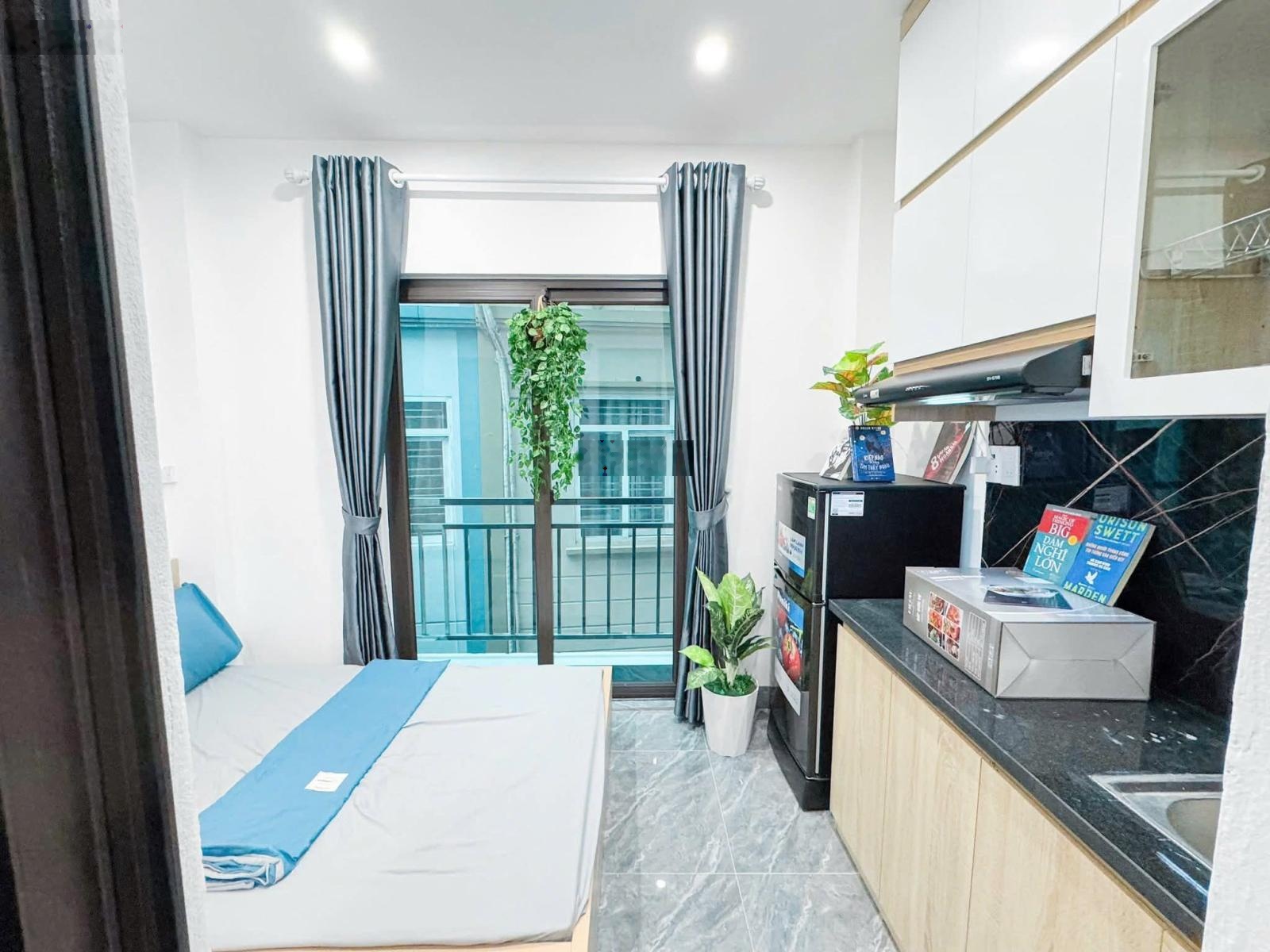 Cực hiếm! Toà CHDV Ngọc Khánh 75m2*7T*24pkk, sát phố, 2 thoáng, ba gác, xây mới, DT 100tr/ tháng.