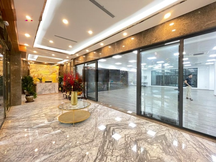 Cho thuê tòa nhà đường Thảo Điền, Thảo Điền, Quận 2. DT: 15x30m. Hầm trệt 6 lầu