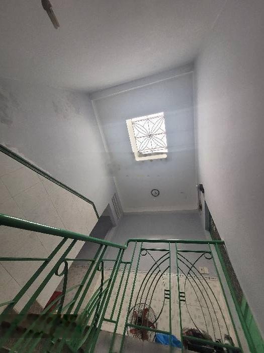 Bán nhà mặt tiền Gần Lũy Bán Bích, 12 phòng cho thuê, dòng tiền ổn định 300tr/ năm, 77m2,10. Xtỷ TL