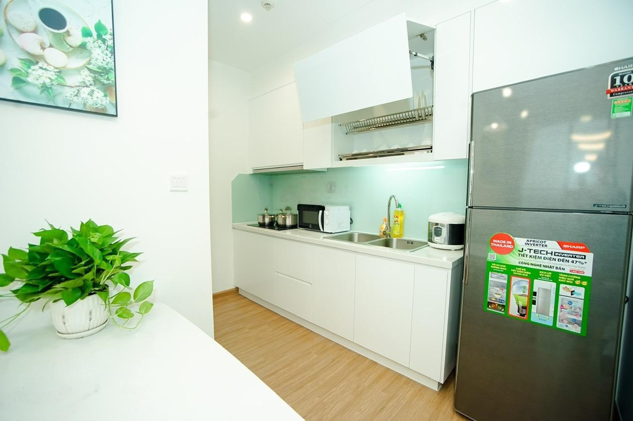 Em cần cho thuê Qũy căn hộ 02 phòng ngủ chung cư Kosmo nội thất cơ bản đến full đồ,Vào T5,T6