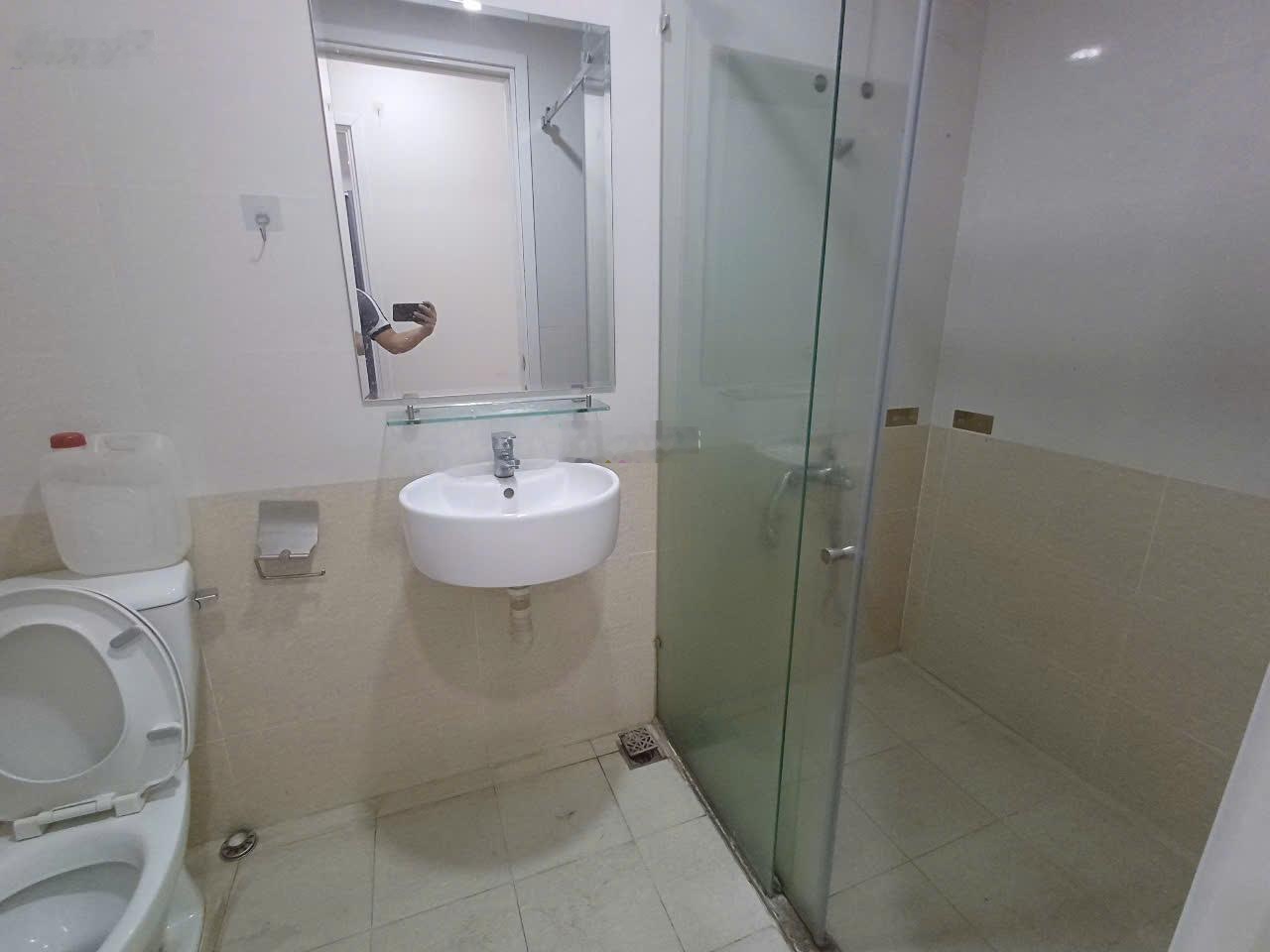 Bán căn hộ Diamond Riverside rộng 72m2, 2 phòng ngủ, 2WC, như hình giá 3,05 tỷ