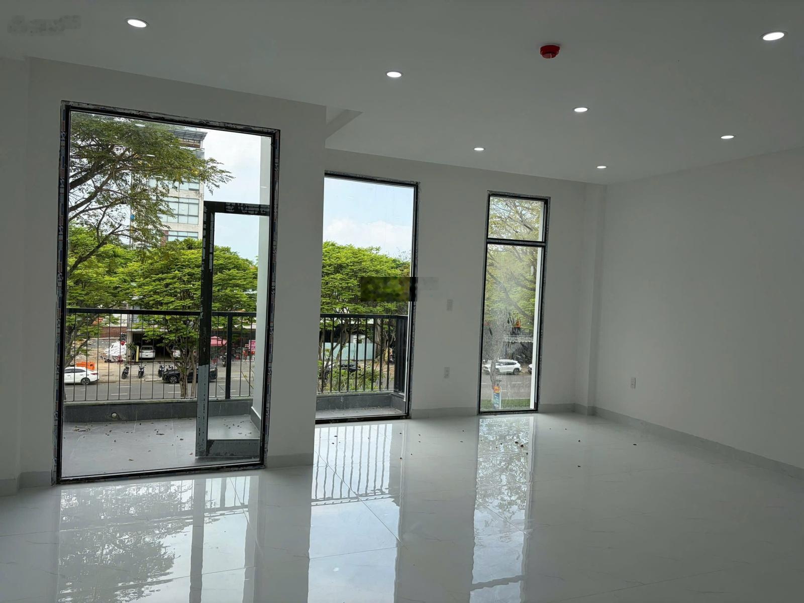 Cho thuê nhà mặt tiền nguyễn sinh sắc, liên chiểu - có thang máy