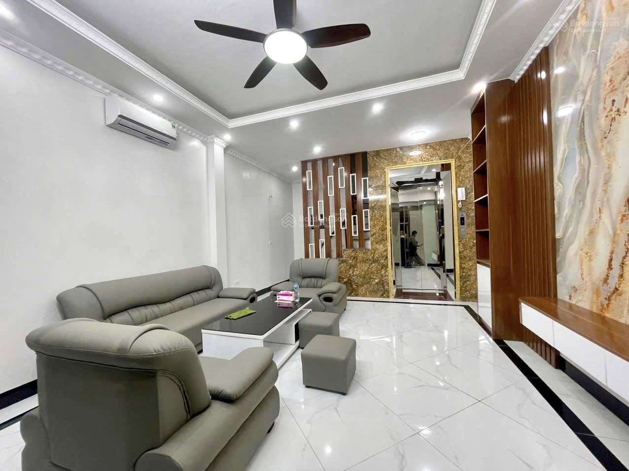 (Bán Gấp) Nhà đẹp đường Xuân Đỉnh- Sổ 31m2 - 5 tầng - Giá 8,2 tỷ - Có thang máy - Ngõ oto - Sát ôtô