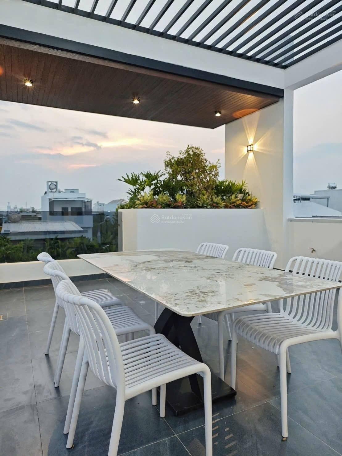 [ 3.8 tỷ]Bán nhà HXH Đ.Nguyễn Văn Quá, gần chợ Cầu. Ngang đẹp 4m, 80m2, HĐ thuê 18 triệu/tháng, SHR