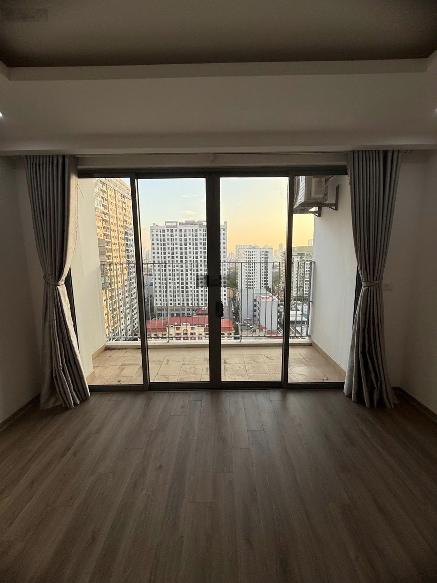 10.4 tỷ chung cư Nguyễn Tuân, căn góc, 2 ban công, có slot ô tô