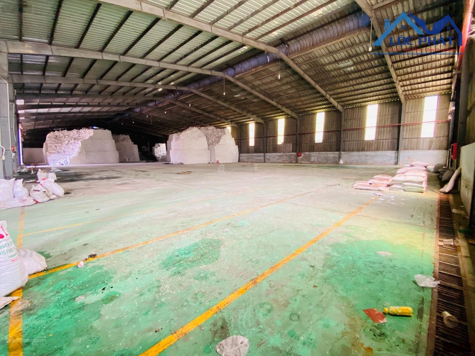 Cho thuê nhà xưởng 4600m2 Phước Tân, Đồng Nai giá 160 triệu/tháng -LH 0931760777