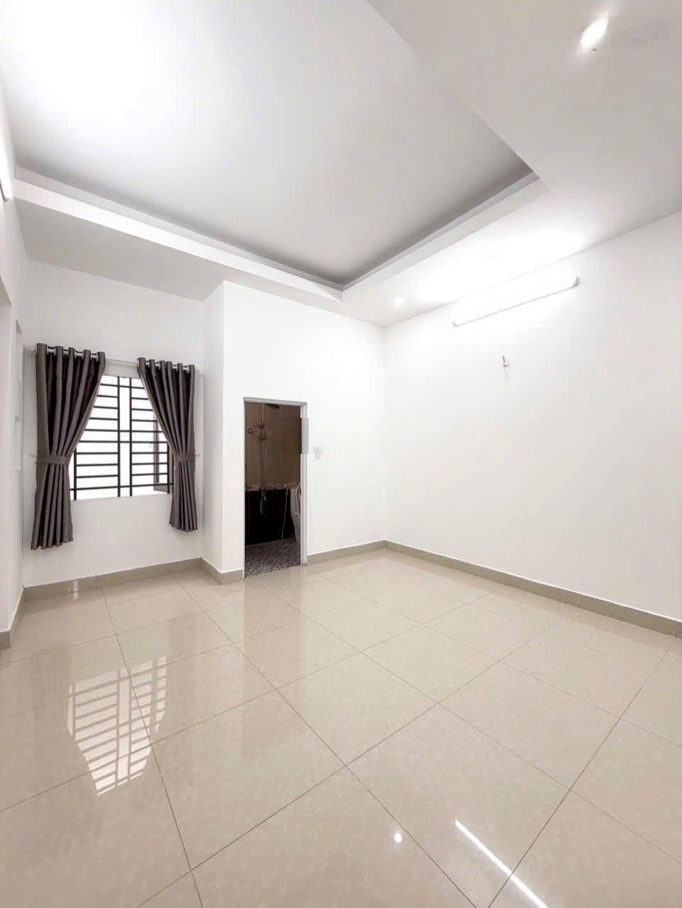 [ 3 tỷ 650] Bán nhà Phạm Văn Chiêu,Gò Vấp,có hđồng thuê 17tr/tháng, hẻm oto 5m,gần chợ Thạch Đà,SHR
