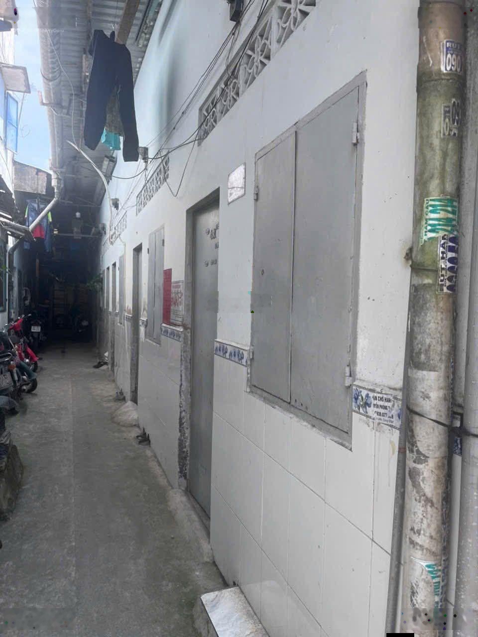 Bán dãy trọ 7 phòng thu nhập 10 tr/th gần đường Nguyễn Đức Thiệu đường ôtô DT 108m2 TC 0906309279
