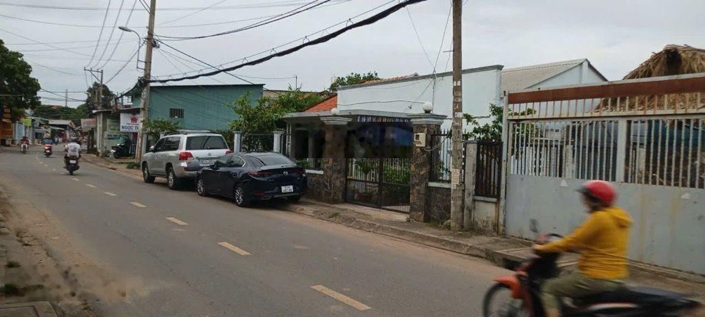 Bán Đất Mặt Tiền 560m2 Ngang 14m Full Thổ _gấp Bán Giảm 4,5 Tỷ