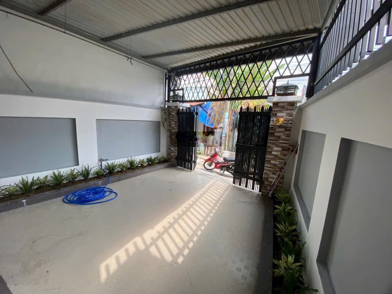 Hàng hiếm bán nhà (DT: 134m2) sổ riêng thổ cư 100% đường oto P. Bửu Long, giá chỉ 2,350 tỷ