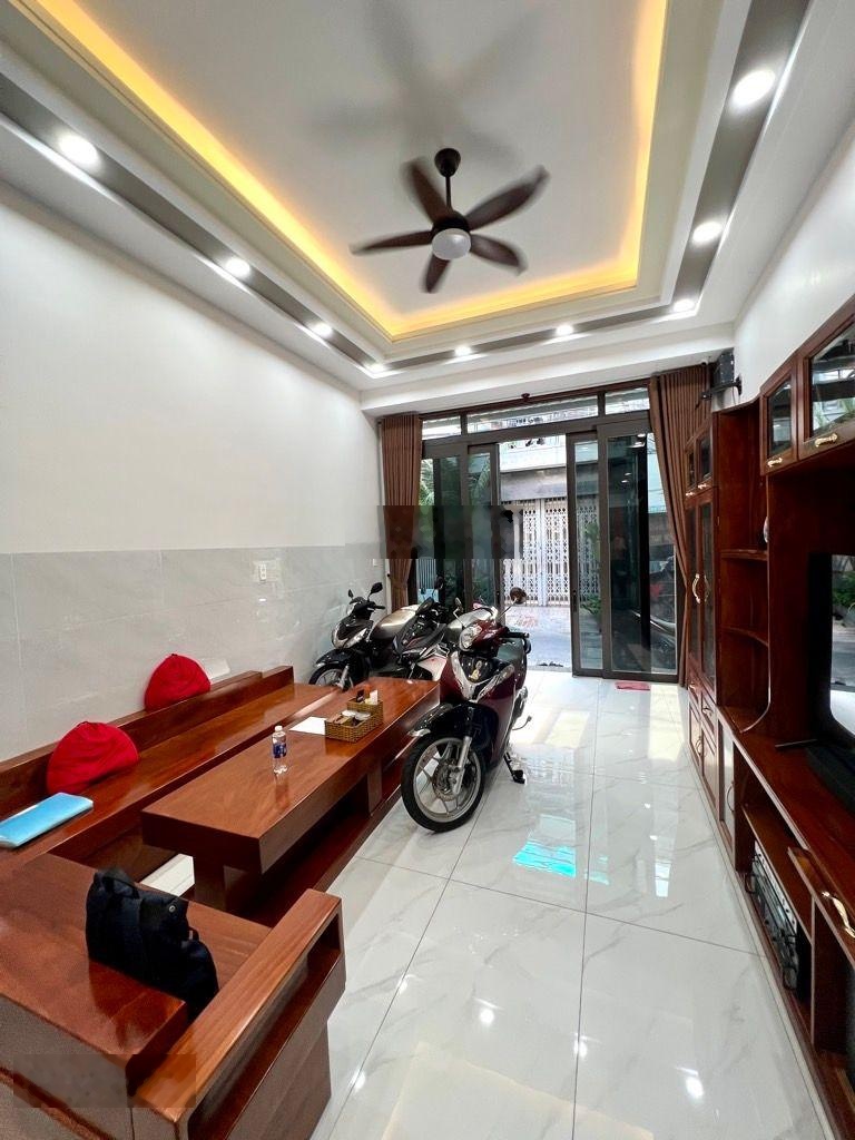 Nhà 1/ lê văn quới, trệt 2 lầu, 4x14, đường 7m ô tô, bình tân, 6 tỷ x