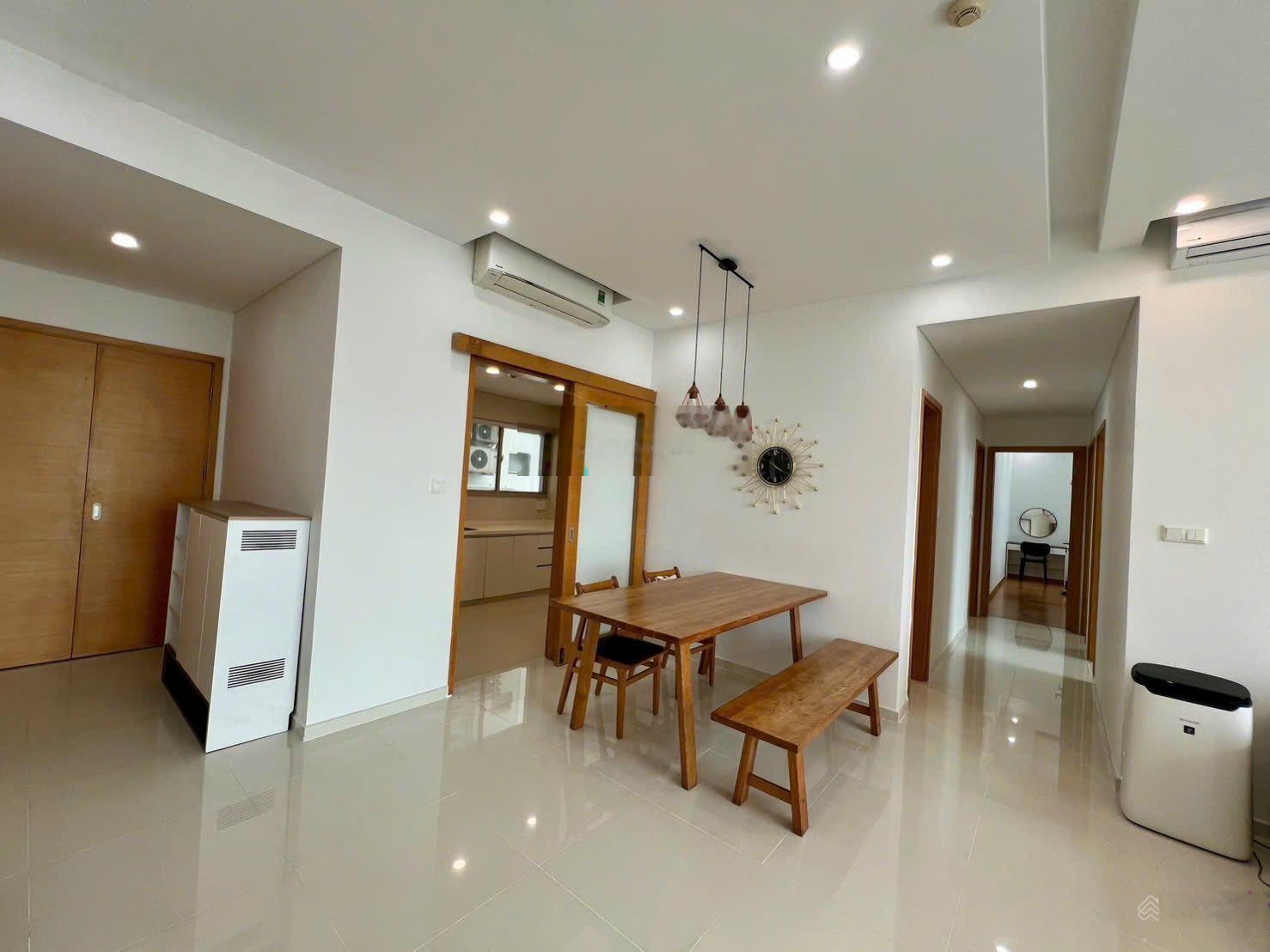 Kingston Residence- Nguyễn Văn Trỗi : 87m2,2p ngủ, giá 19/tháng.