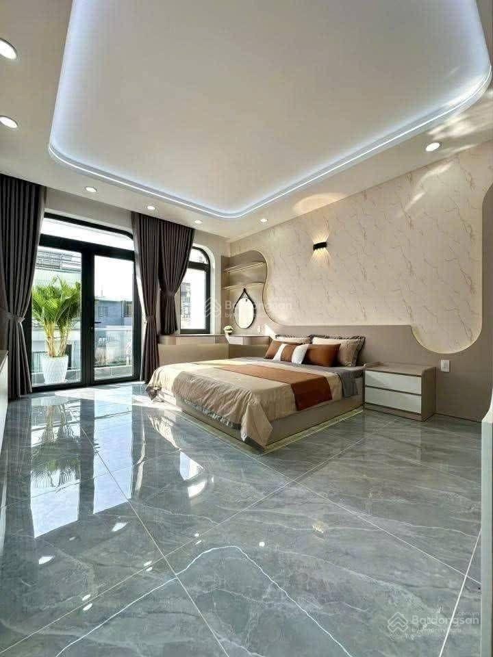 Giá rẻ; 6 t ỷ , nhà 5 tầng siêu đẹp Lê Văn Quới. DT: 4 x 14m 5PN, nội thất đầy đủ, dọn vào ở liền
