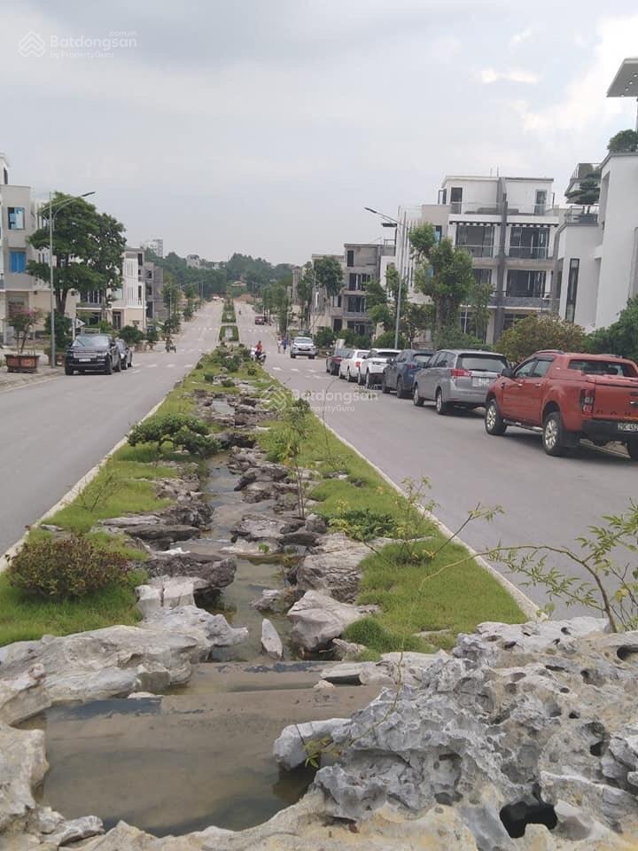 Em thân chủ nhà gửi bán căn đơn lập 300m sổ đỏ giá rẻ nhất dự án Phú Cát City Hoà Lạc