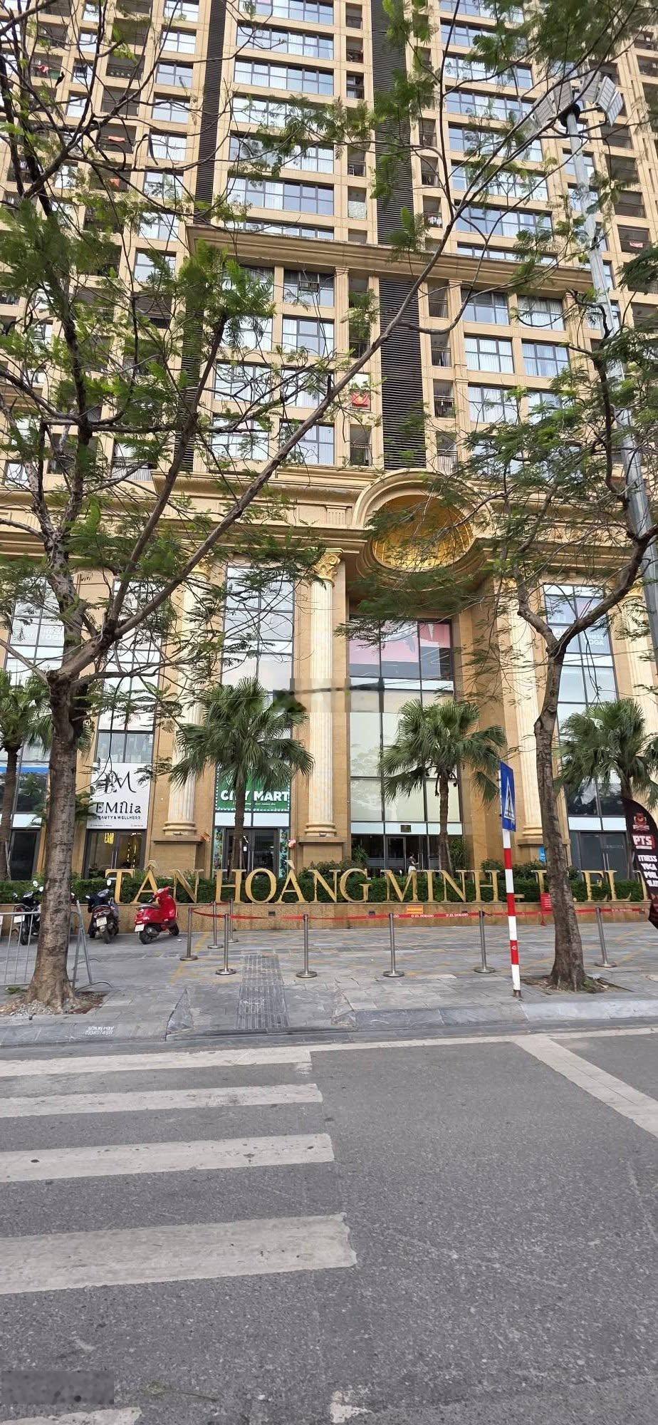 Chính chủ bán BT lô góc, Vườn Đào, Tây Hồ, 185m2, 5 tầng, có hầm, khu vực rất ít nhà bán, giá mềm
