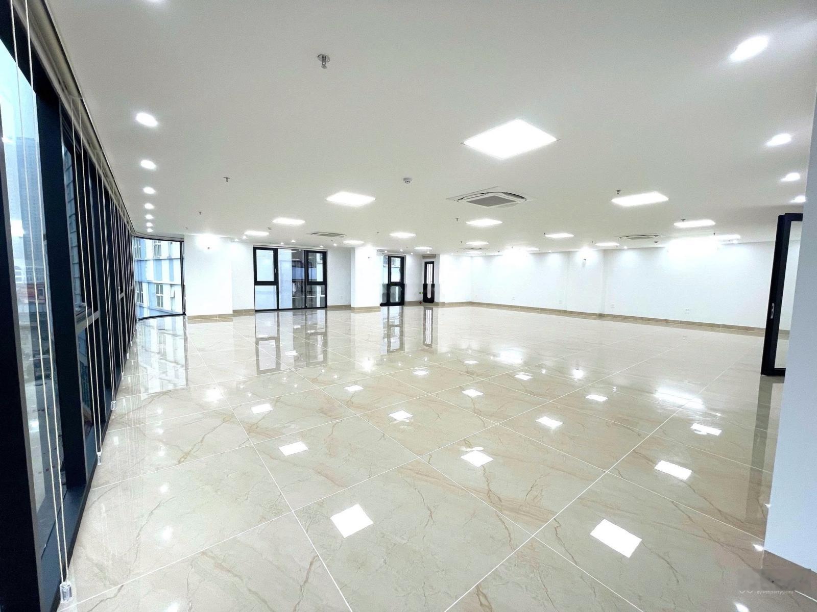 (nhỉnh 100tỷ) toà văn phòng mặt phố lê trọng tấn-kinh doanh làm văn phòng...