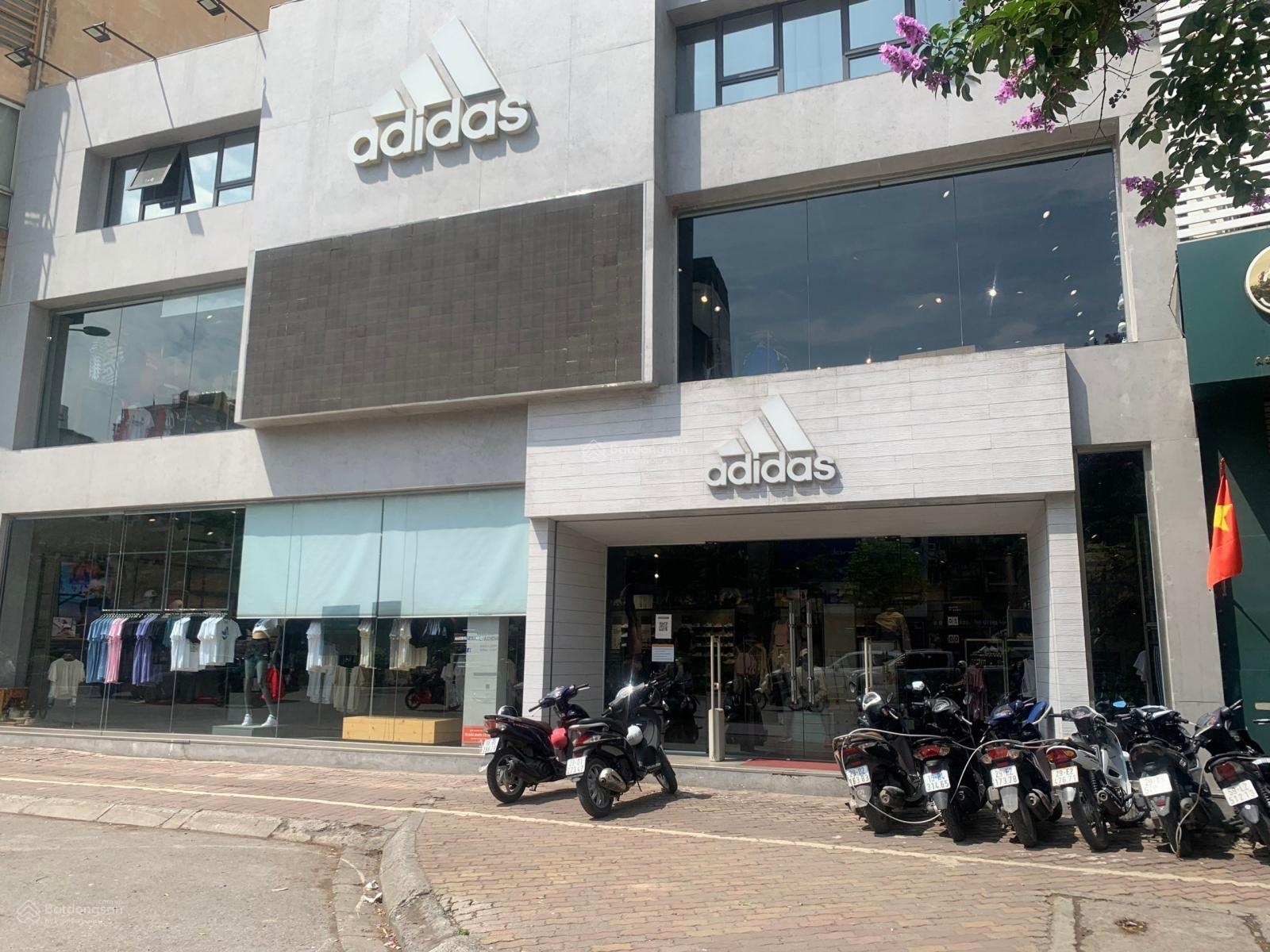 Siêu phẩm!!! Cho thuê nhà mặt phố Xuân La DT: 200m2 x 2T MT 12m Giá thuê 100tr/tháng.
