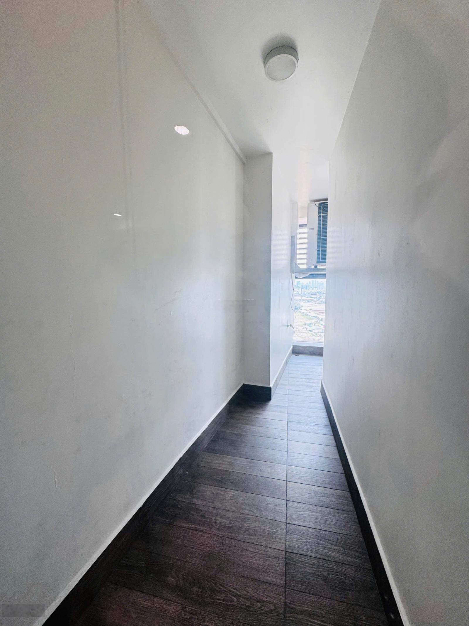 Cho thuê nhanh căn 2PN chung cư Noble Crystal Riverside Q7 chỉ 13.5tr. LH: 0933339321 Ms Thụy