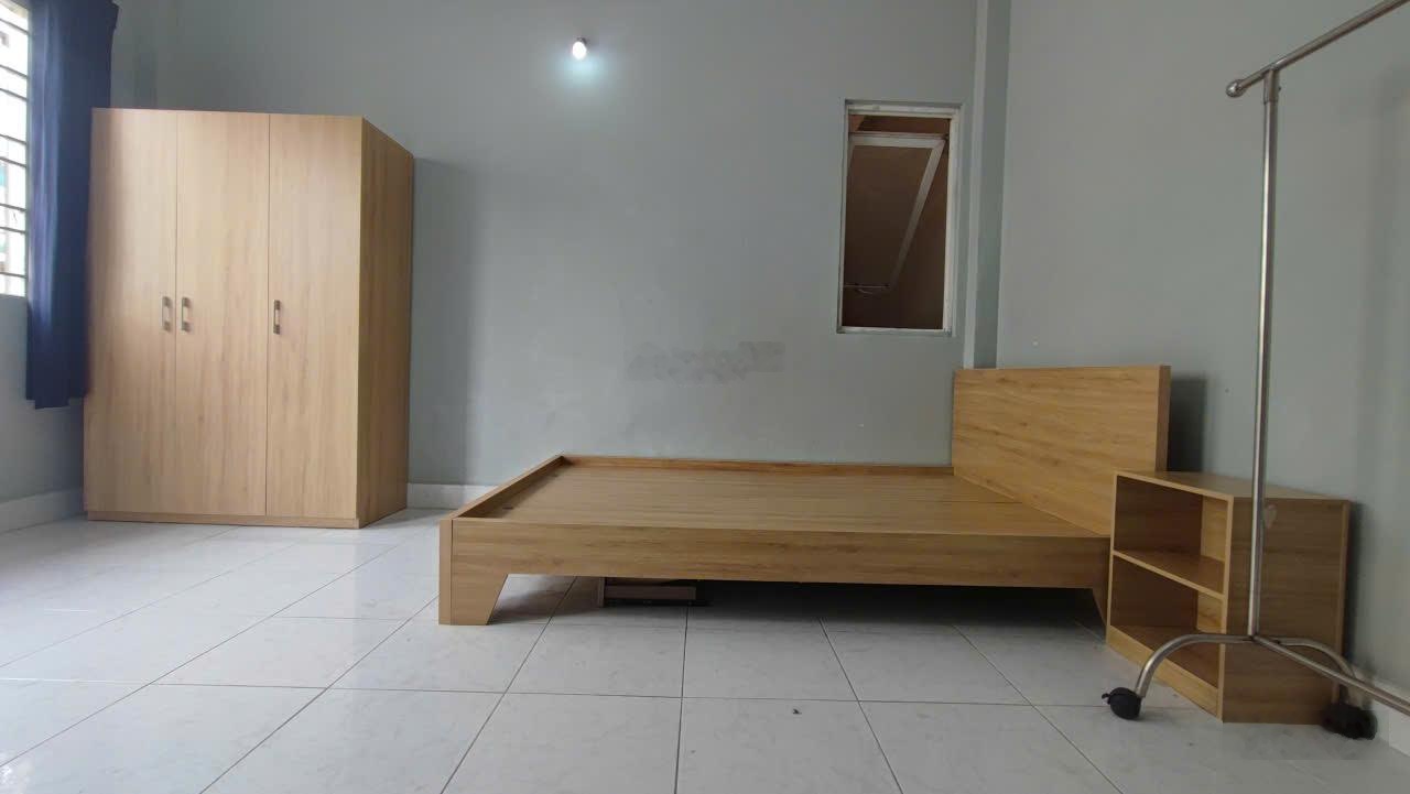 Cho thuê phòng Quận 3 đối diện công viên Lê Thị Riêng - Ban công riêng - từ 3.2 triệu/tháng