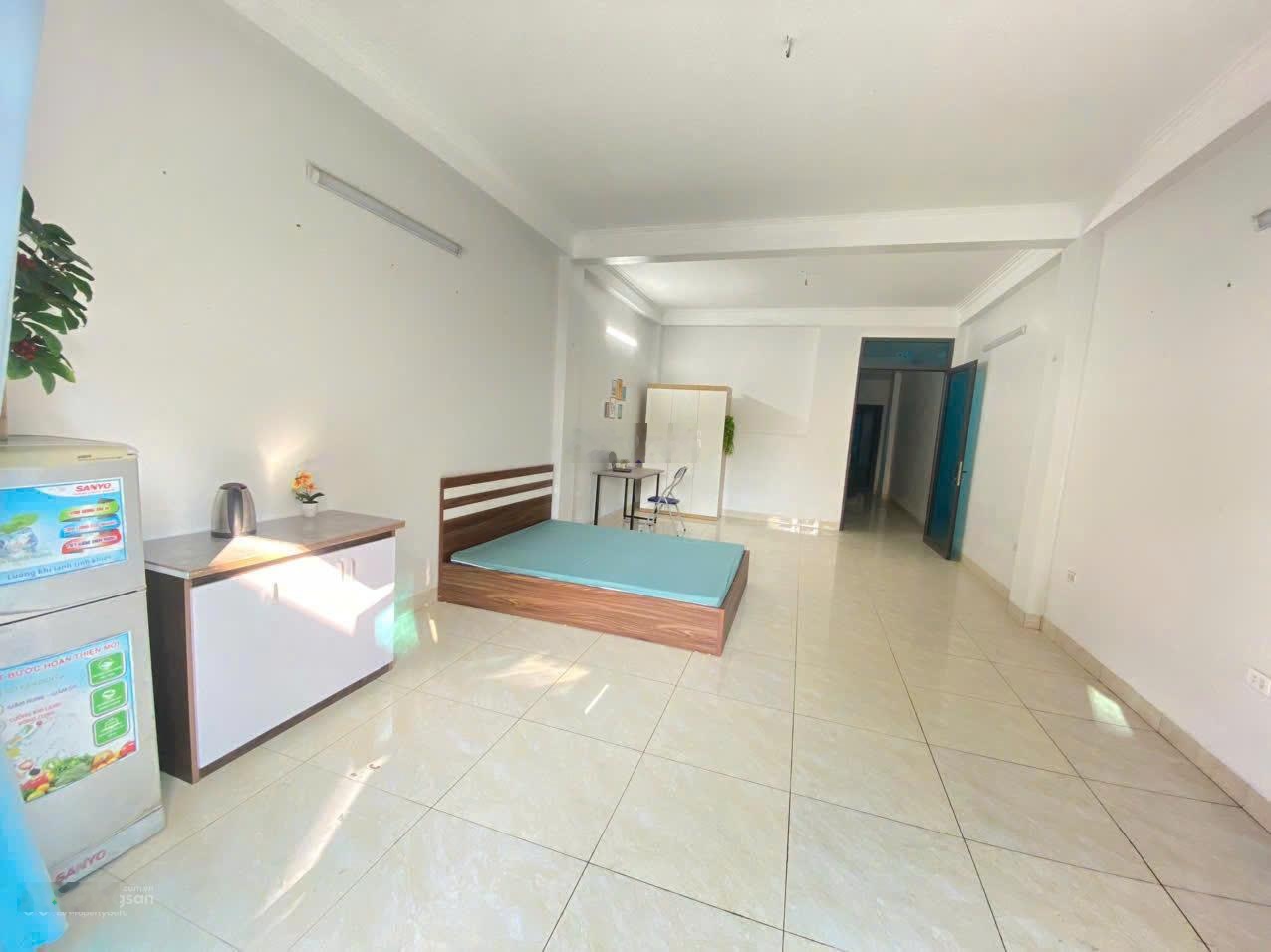 Cho thuê phòng trọ 2,2 tr full nội thất Số 15 Cao Trung, TT Trôi, Hoài Đức ,đi bộ ra Tân Tây Đô