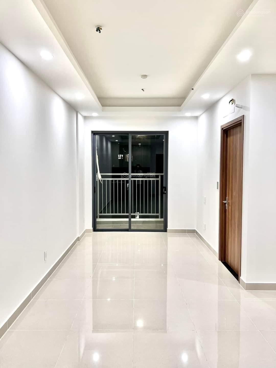 1PN+ 53M2 Q7 Riverside Đào Trí - Nhà trống có bếp - 1/7 nhận nhà - 8.5 triệu/tháng