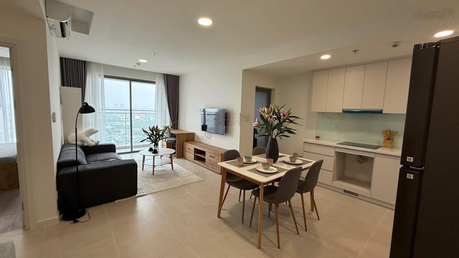 Căn hộ cao cấp Smarthome, đối diện Vạn Phúc city, bàn giao Full nội thất: máy lạnh, tivi, tủ lạnh,