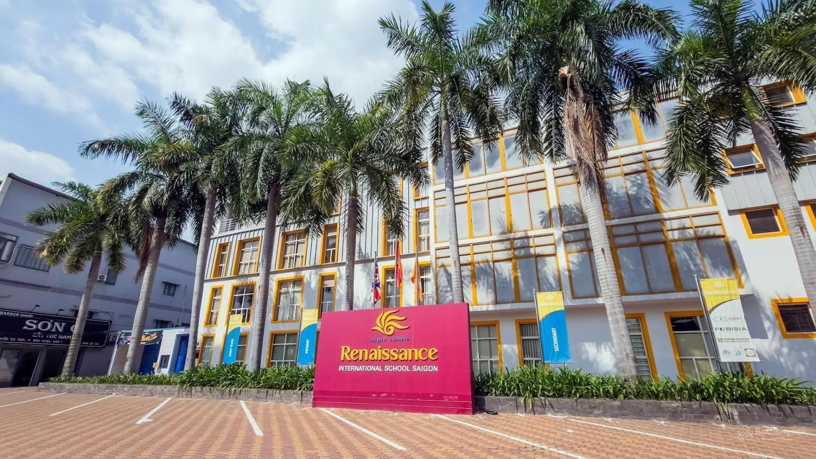 Bán Nhà MT Đường Nguyễn Thị Thập, Tân Thuận, Quận 7, DT: 15 x 38m. CTXD: Hầm - 7 Tầng. Giá: 170 tỷ