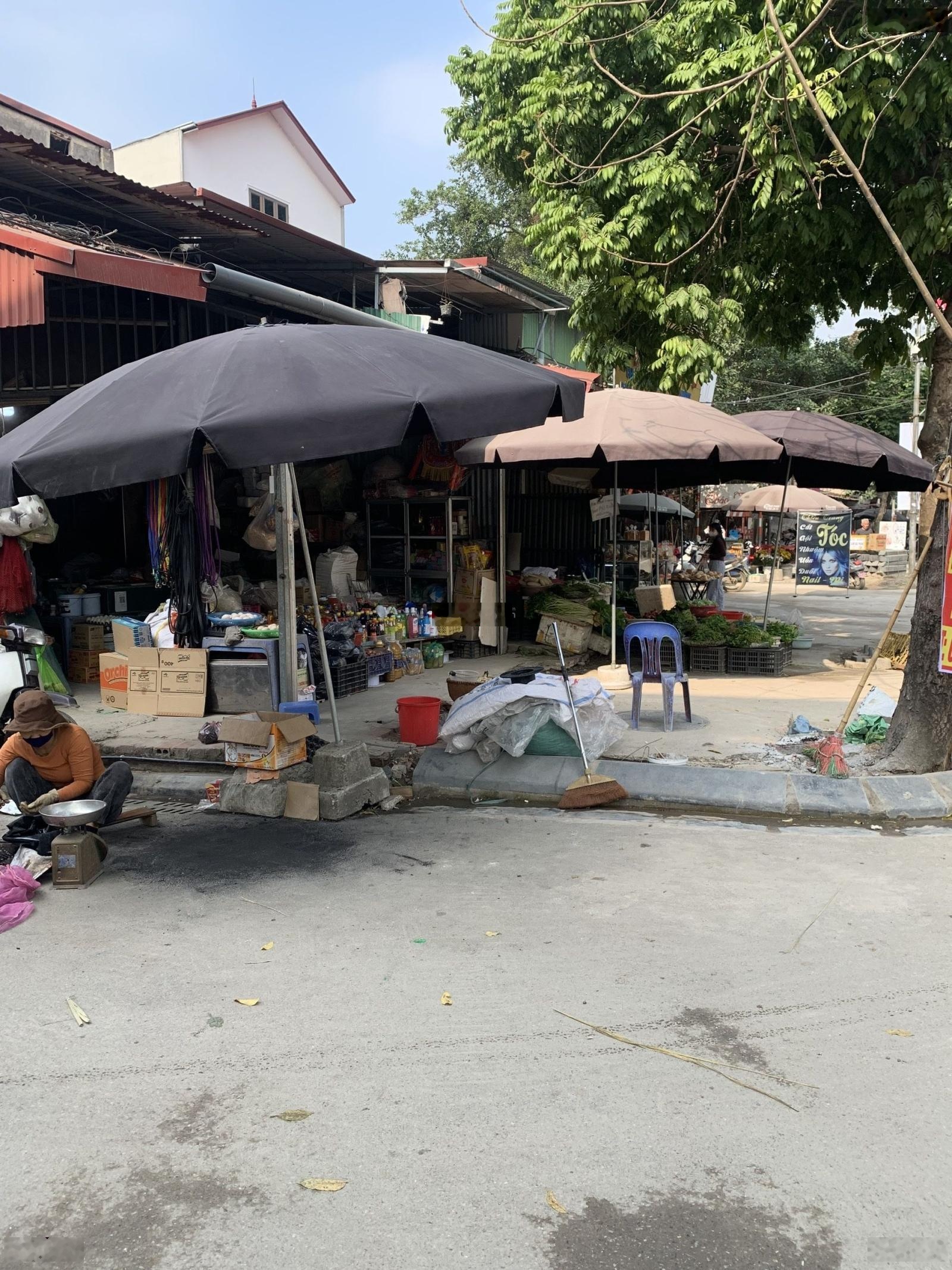 Giá tốt nhất Cổ Loa, 3,7tỉ có bớt ngõ 3m, ngay cạnh nhà văn hóa, sổ sẵn, pháp lý chuẩn, không lỗi