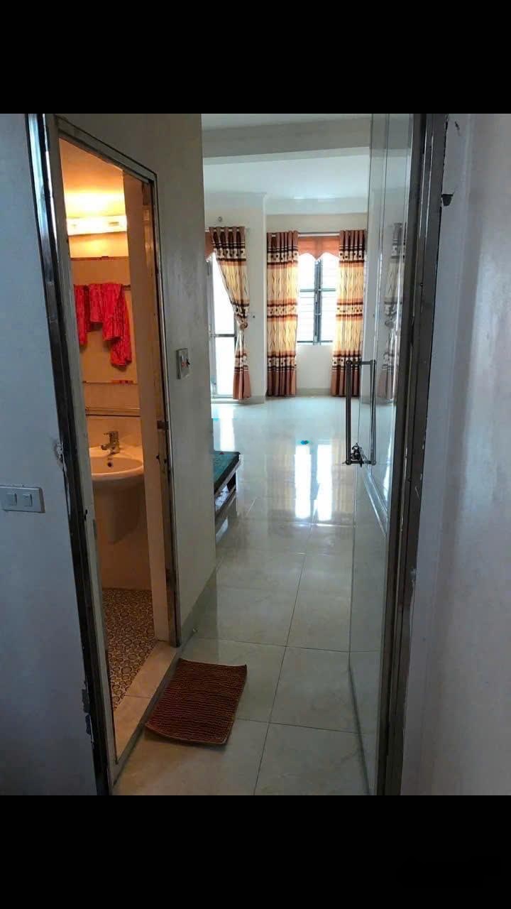 Bán nhà ô tô tải đỗ cửa ngay trục chính Lê Trọng Tấn HĐ 40m2 6 tầng giá chỉ 8 tỷ