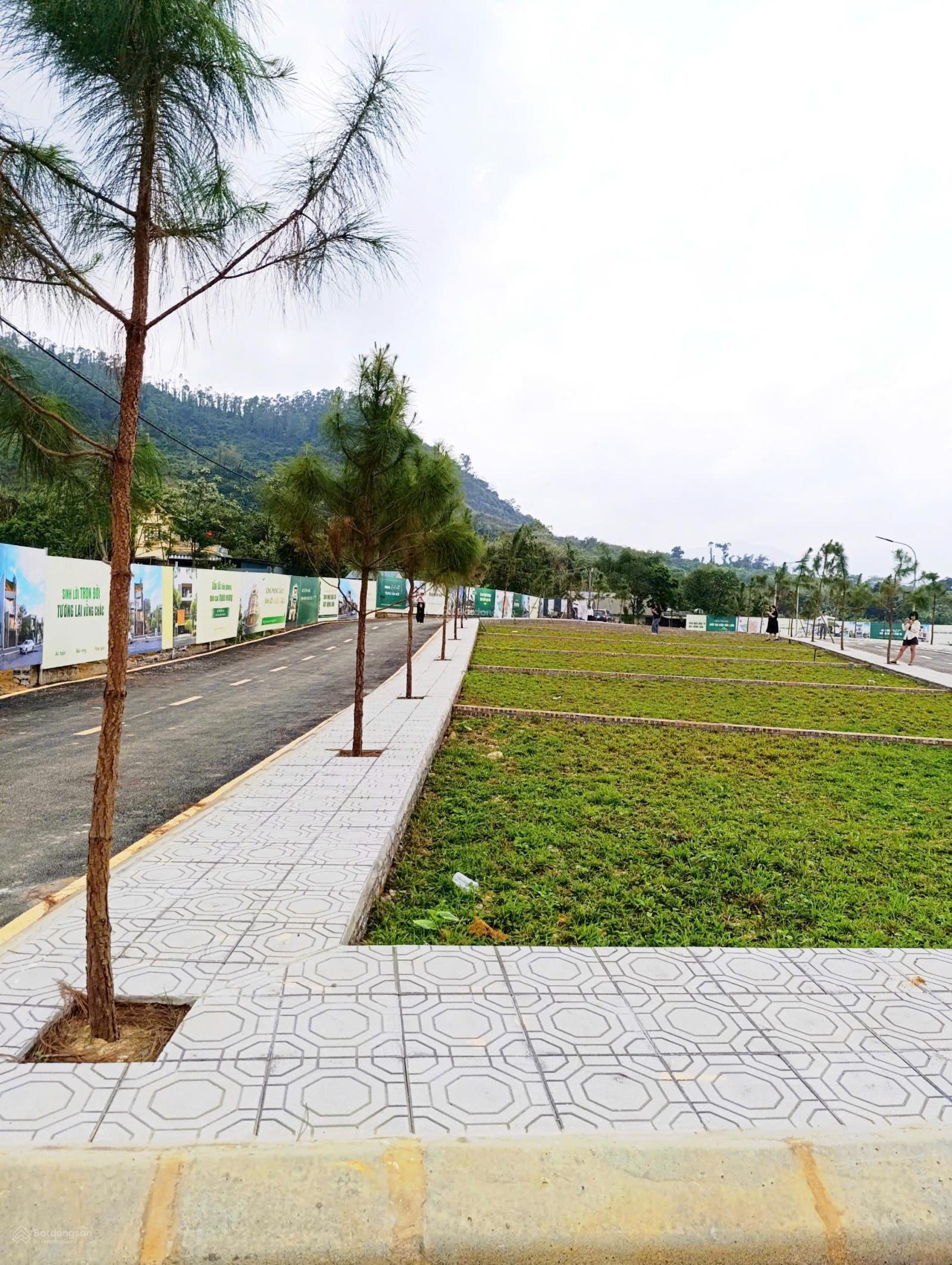 Rẻ nhất Hoà Lạc - Quốc Oai, xây trọ sinh lời kép, sát Vành đai 5, rất gần QL21, view Hồ, Bãi đỗ xe