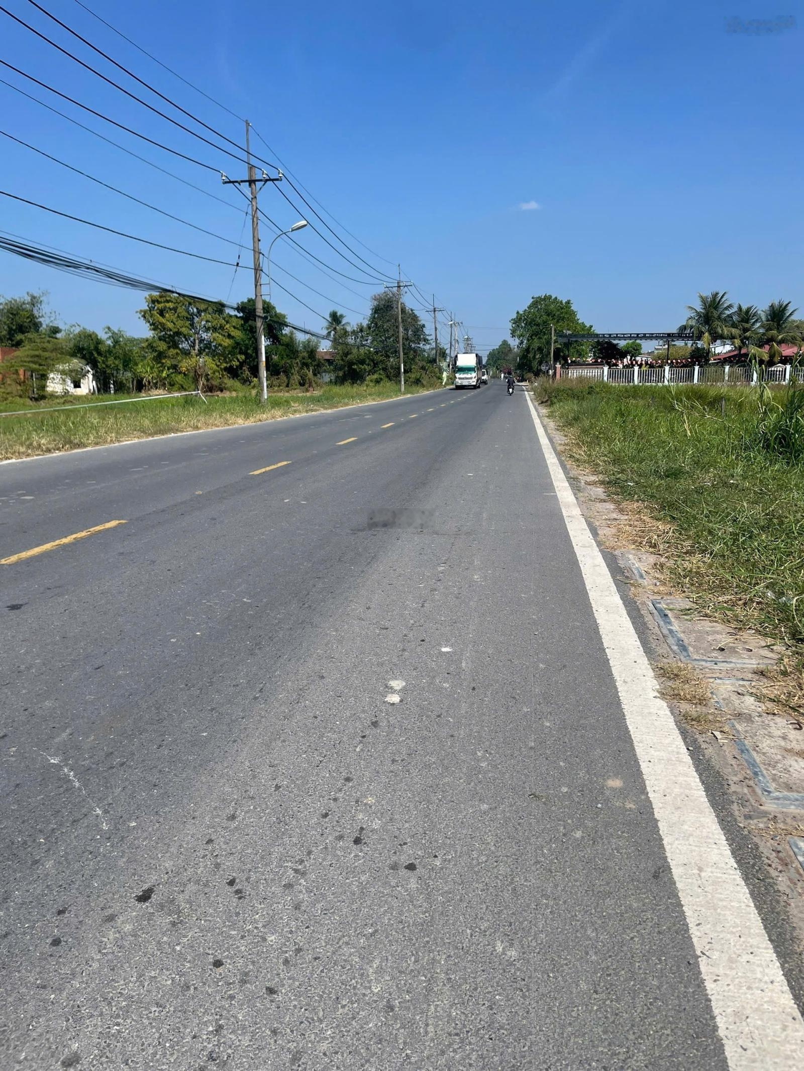 Bán đất full thổ cư xã trung lập hạ, củ chi. 183m2 giá 2.4 tỷ tl. lh : 0394000103 oanh