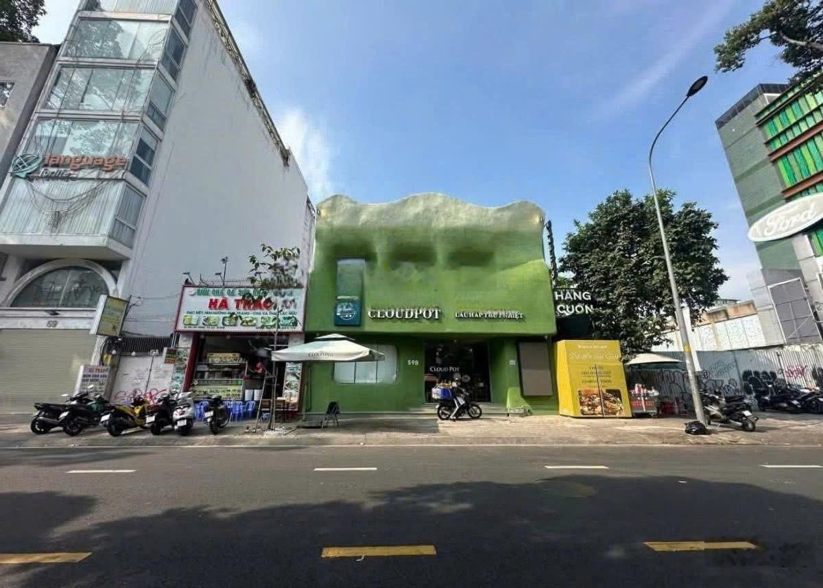 Vị trí đẹp ngã 4 cao thắng - nguyễn đình chiểu quận 3