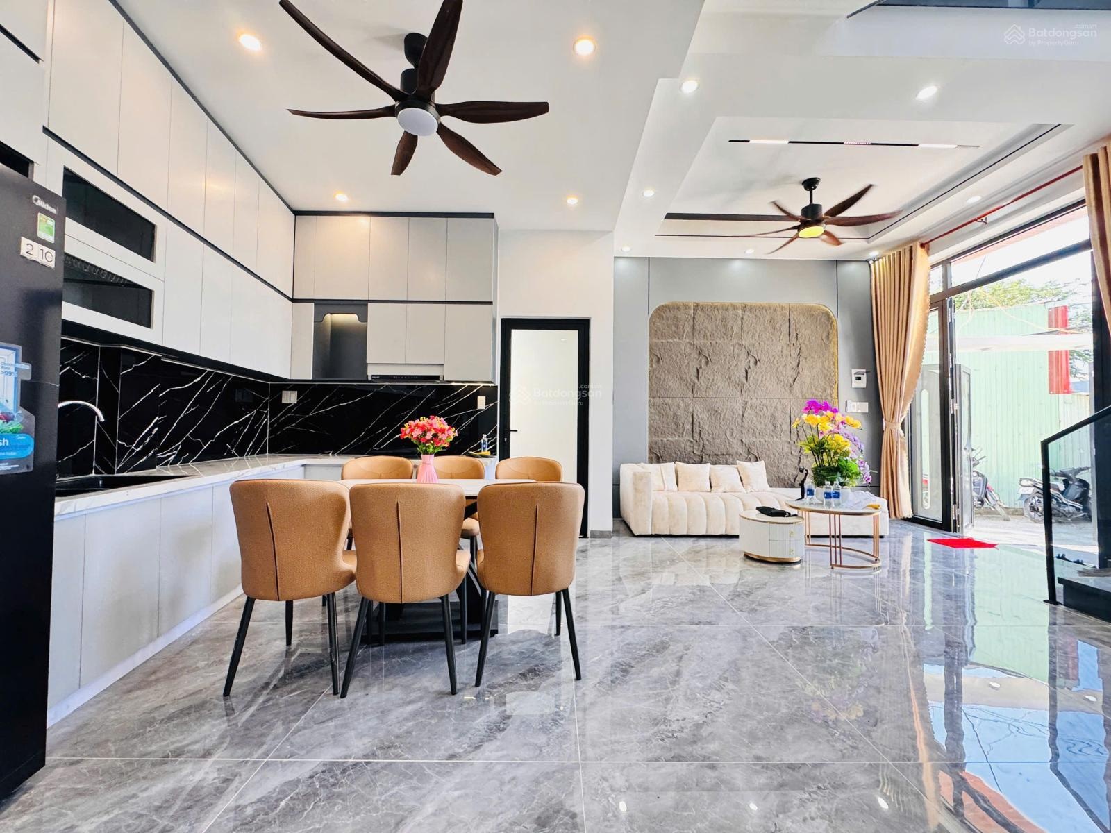 Chỉ 4.3 tỷ có nhà 2 tầng full nội thất kiệt ôtô Tôn Đản | khu villa nhà đẹp - Cẩm Lệ