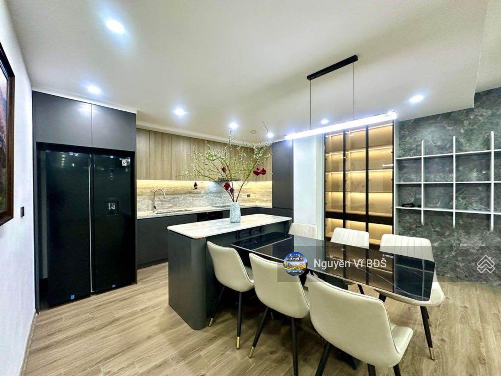 Dành cho các bác đang muốn tìm 1 căn hộ siêu rộng tới 160m2 4 phòng ngủ thoải mái cho gia đình đông