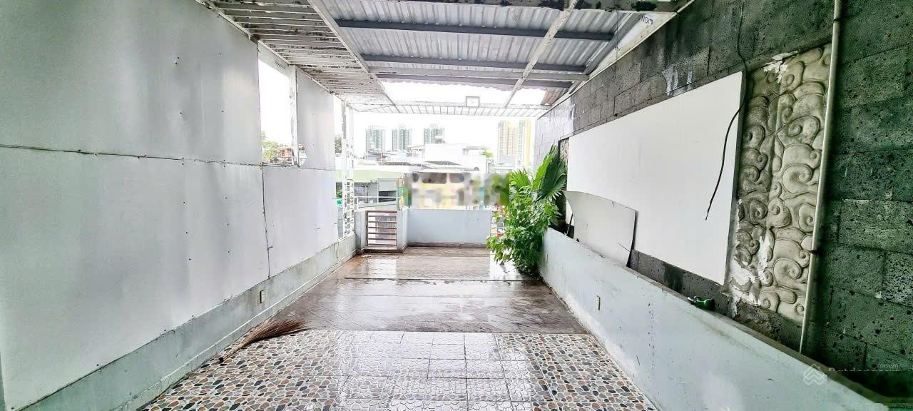 Cho thuê nhà nguyên căn mặt tiền đường 3 Tháng 2