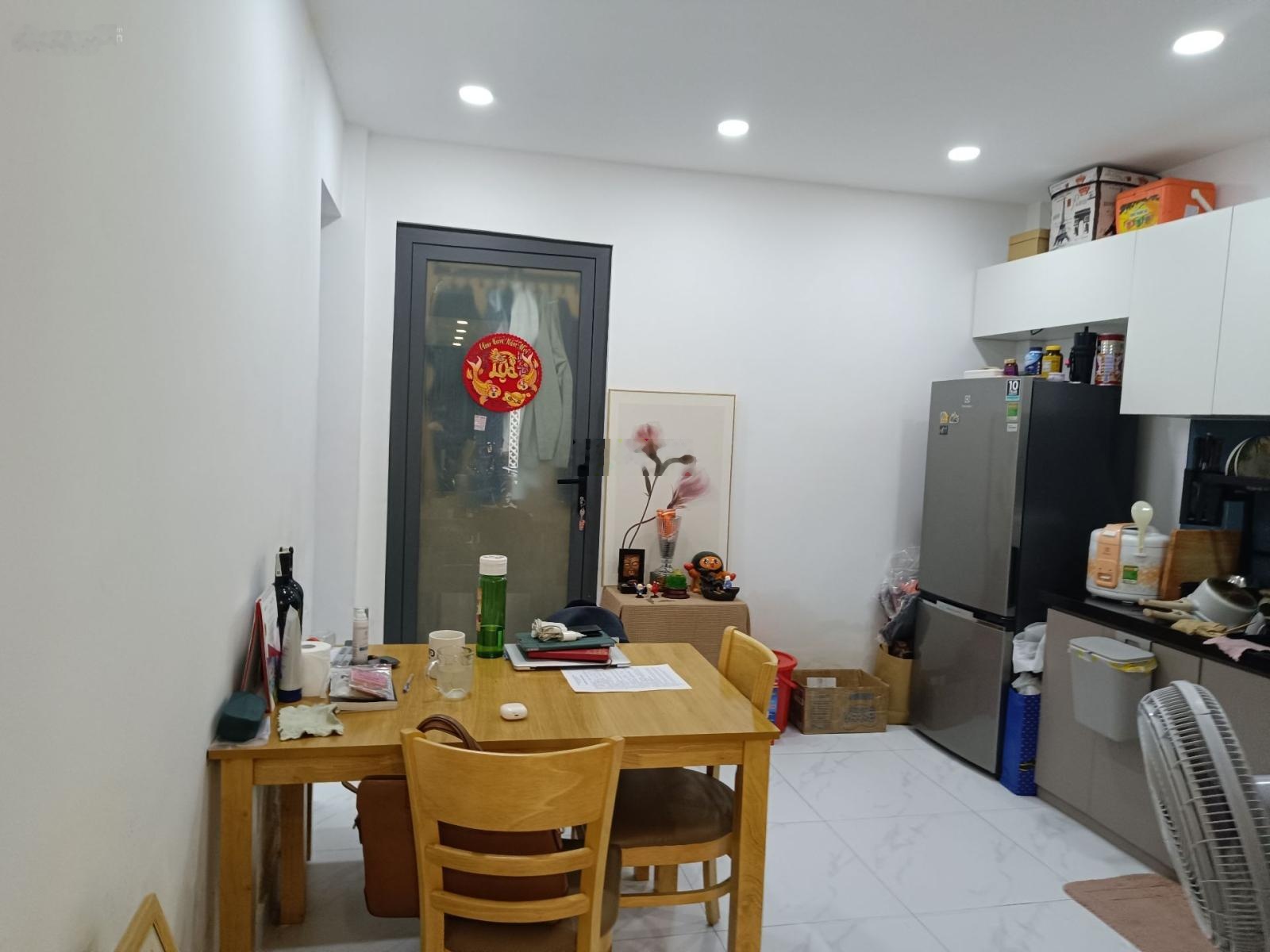 Bán nhà phạm thế hiển sát chung cư pegasuite q8. dt: 64m2 - 3pn - 2wc. nhỉnh 5 tỷ