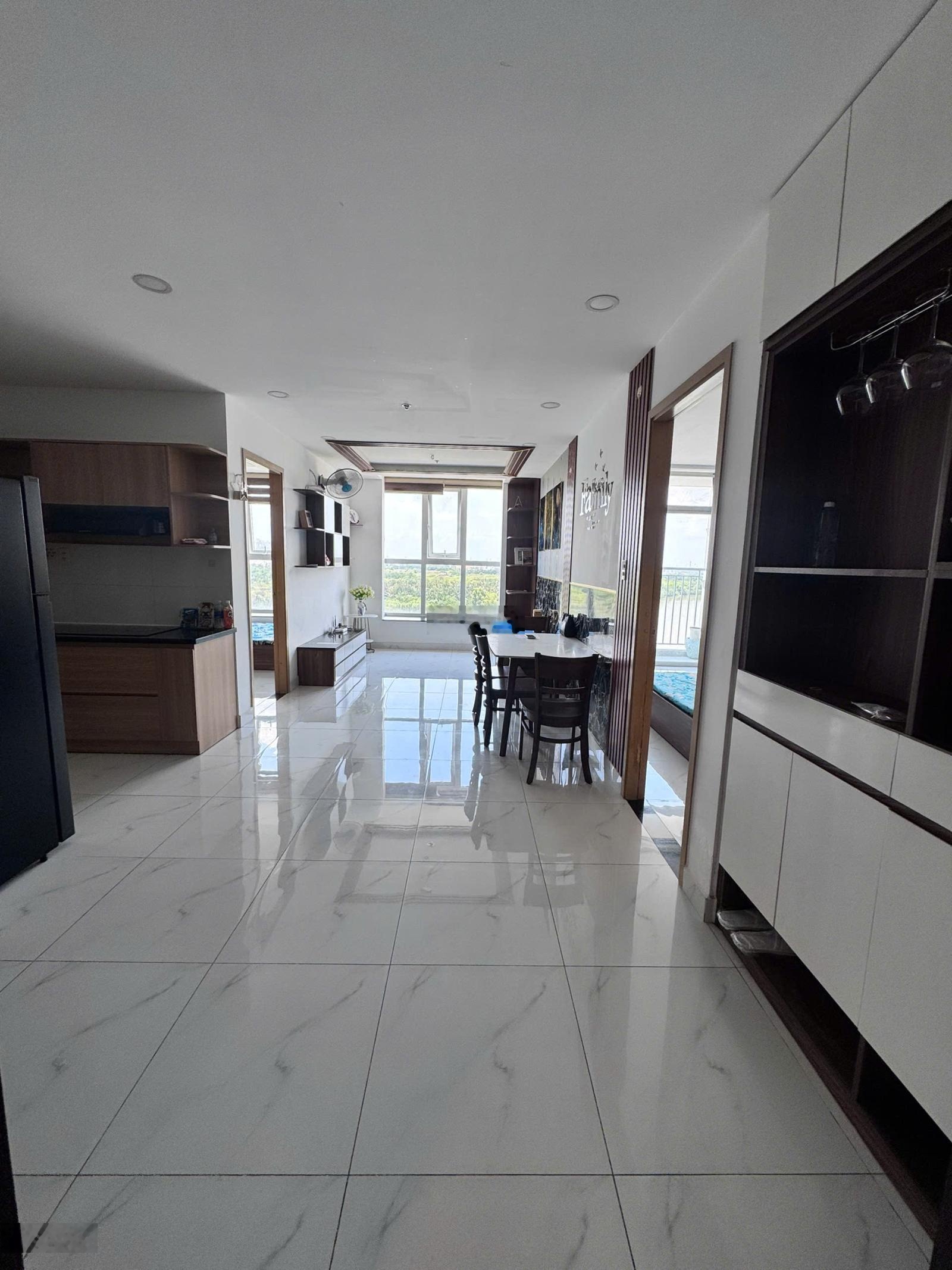 Cho thuê căn 2PN 2WC đầy đủ nội thất, Terra Mia Phạm Hùng nối dài, tháng 7 ở được