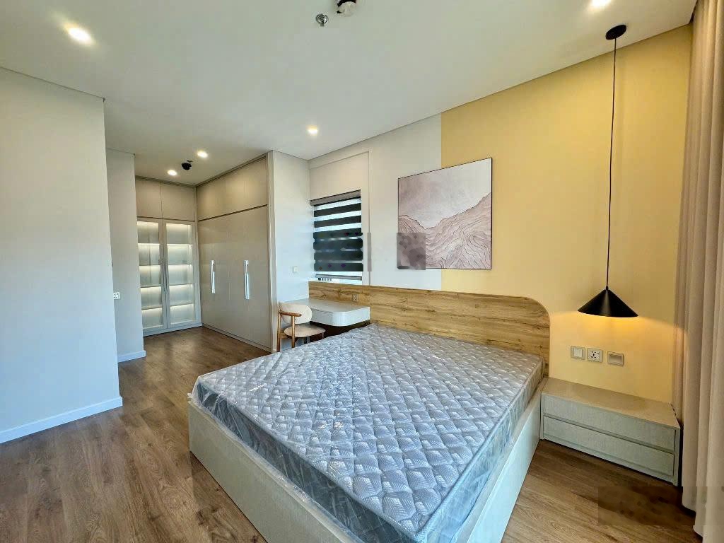 Hiếm - cho thuê căn hộ 2 phòng ngủ full đồ 14 triệu/th tại Roman Plaza Tố Hữu