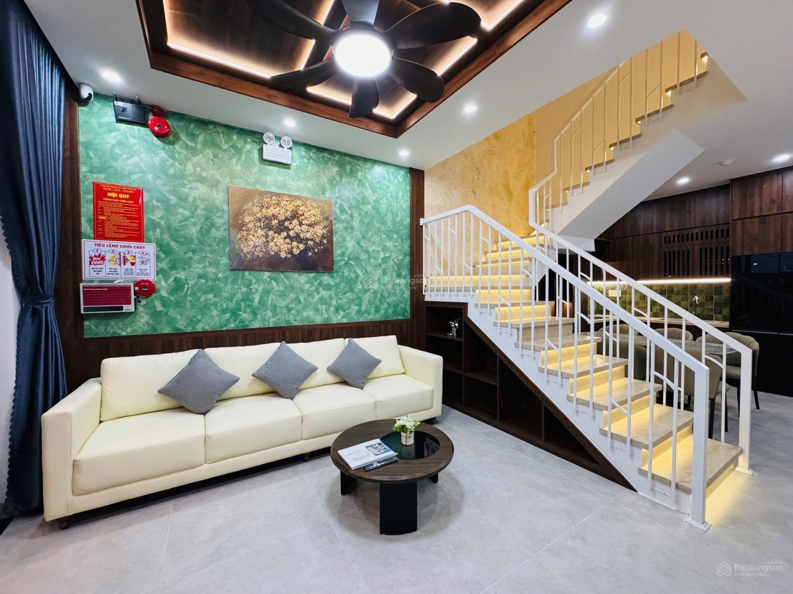 Bán nhà riêng 3 tầng, 5 phòng ngủ tại Huyền Trân Công Chúa, TP Huế