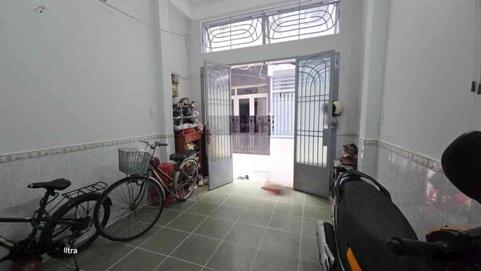 QUẬN 10 $ 5.8 TL BÁN NHÀ NGUYỄN TRI PHƯƠNG DT:23 M2( 3.5 7.5) Kết cấu: Số tầng: 3 (gồm 1 t