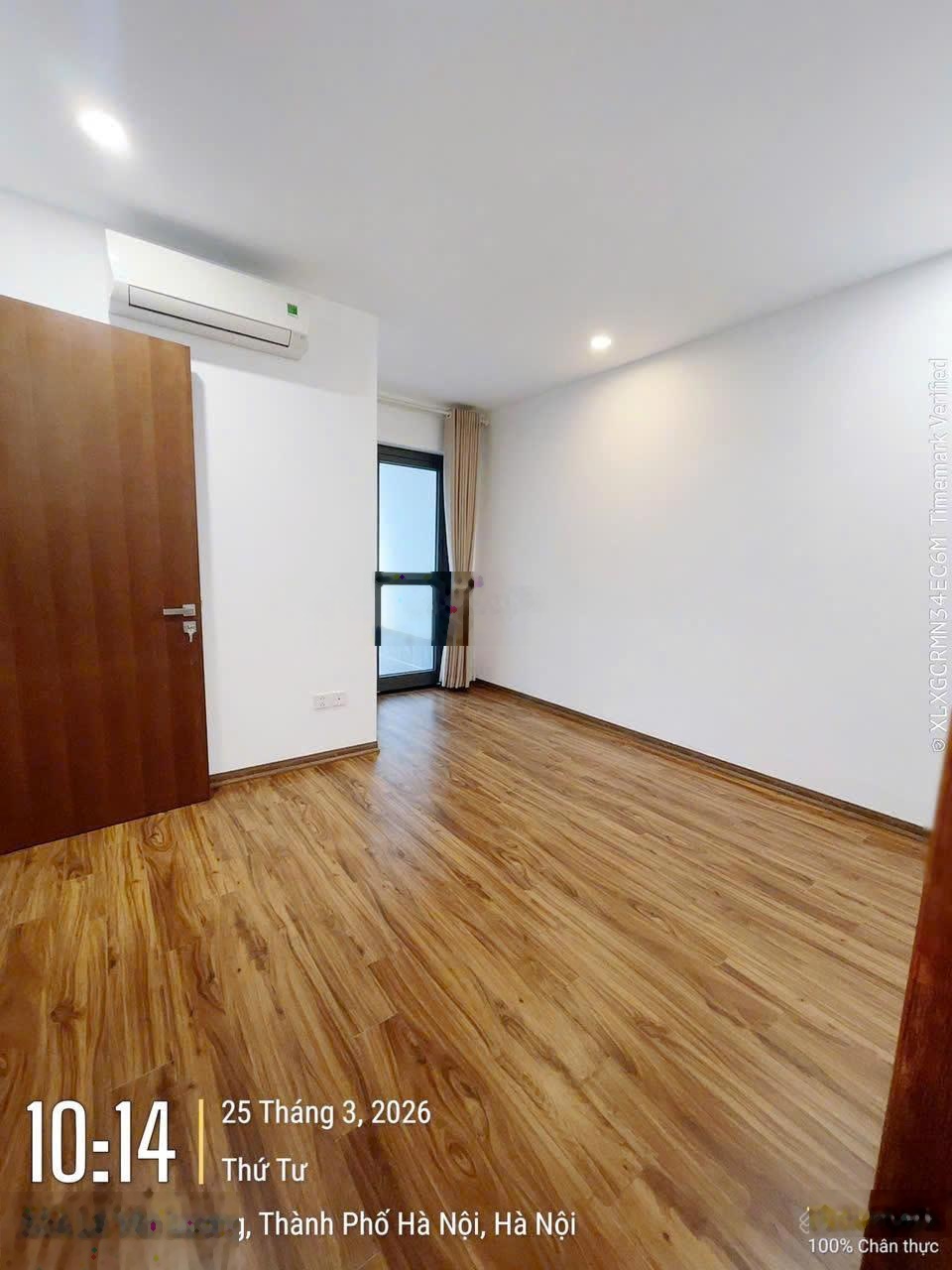 Bán CC Tòa Golden Palm số 21 Lê Văn Lương, giá thỏa thuận, 105m2, 3PN, 2WC, pháp lý đầy đủ