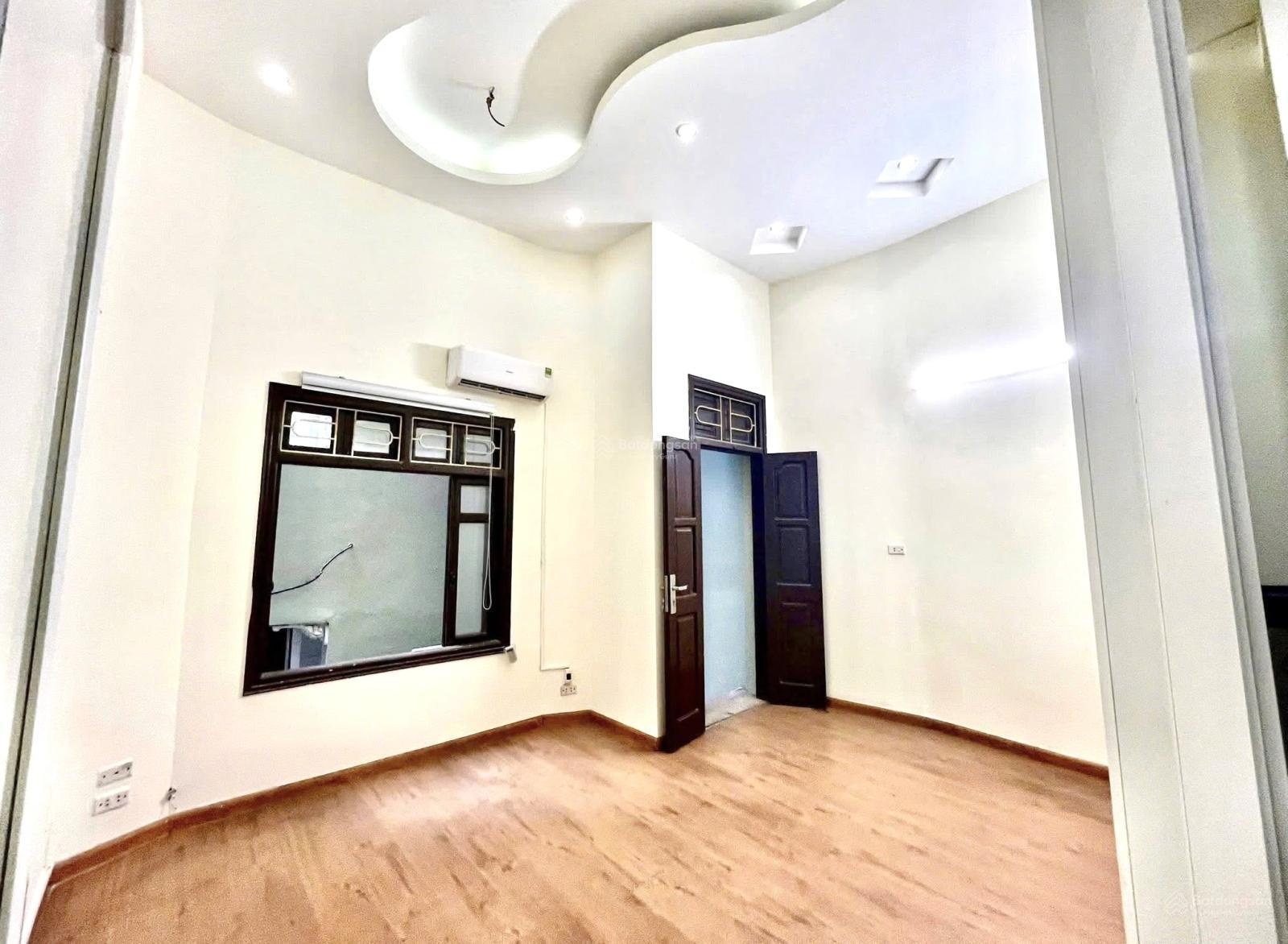 63 Trường Chinh nhà dân chắc chắn 56m2