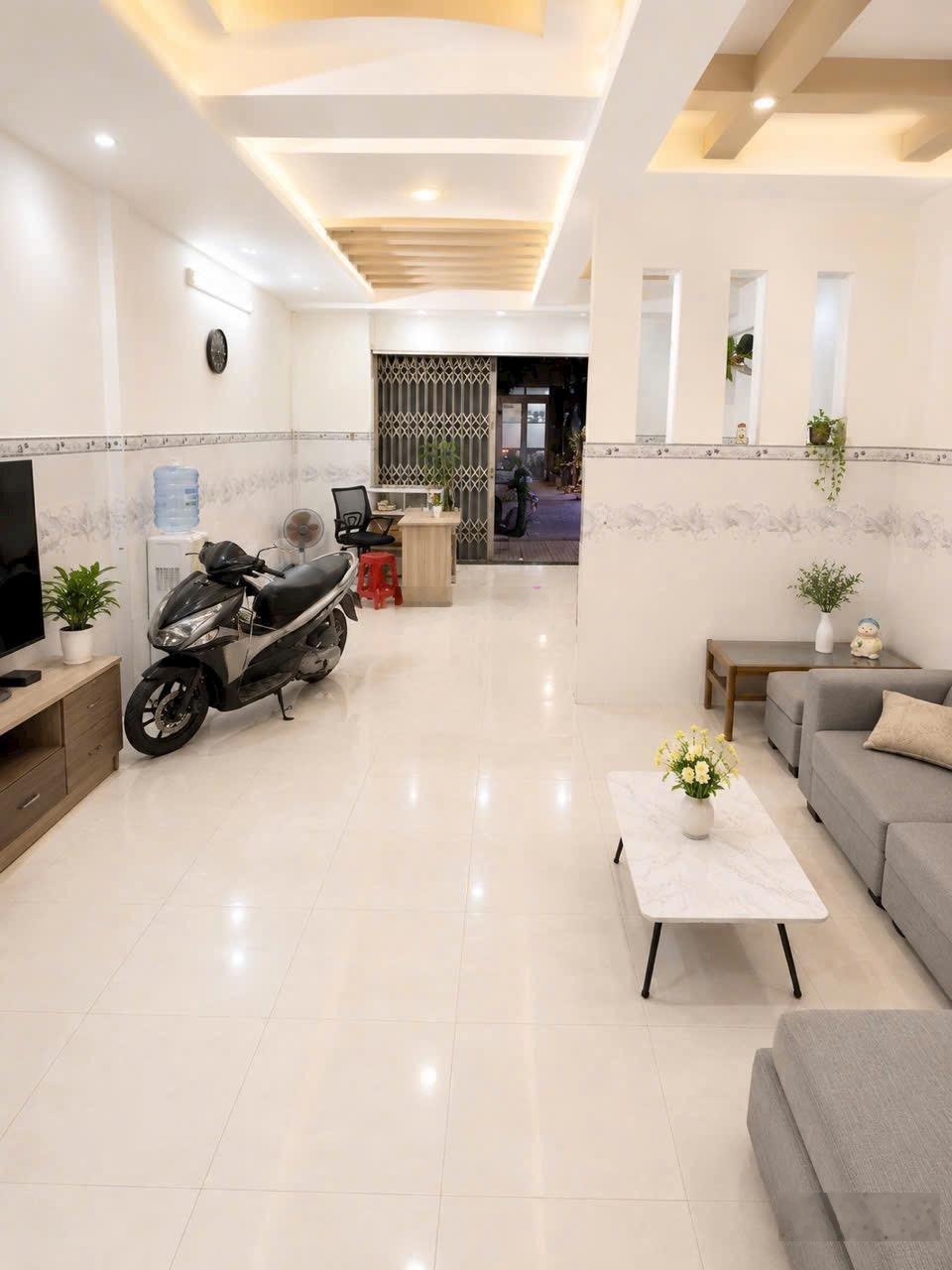 Bán nhà TP HCM, mặt tiền Trần Thị Do, Quận 12, 98m², giá 6.9 tỷ (Thương lượng)