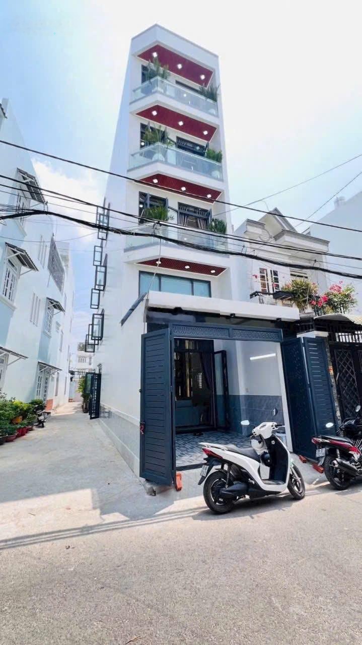 Bán nhà mới VIP trệt lửng 3 lầu 4PN tại Trần Thị Năm Q12, giá hời