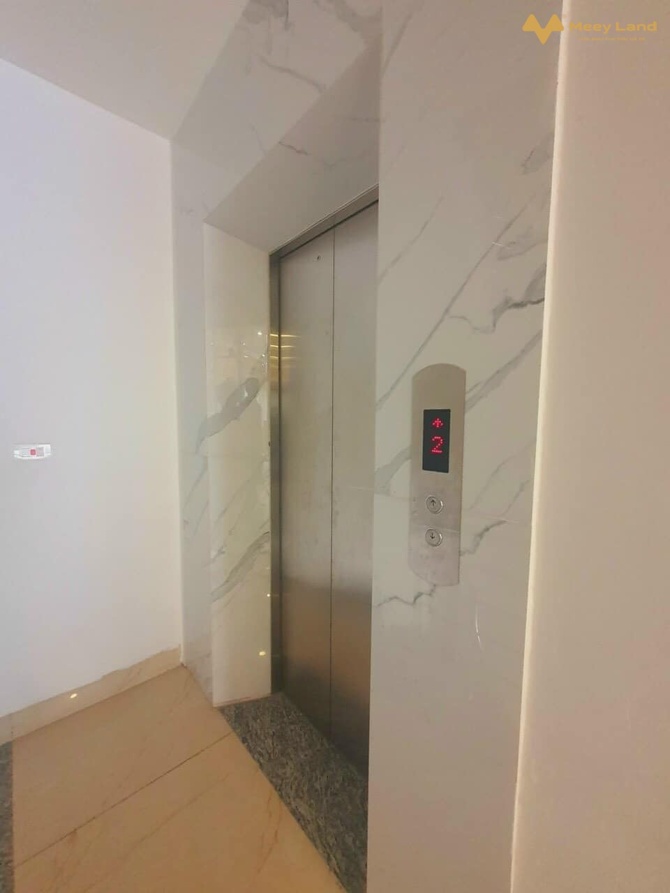 Bán nhà Vạn Phúc, Hà Đông, 7 tầng, thang máy đẹp, đường ô tô