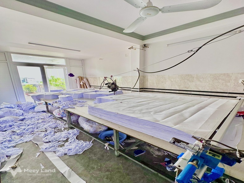 Bán biệt thự mini trung tâm Tân Sơn Nhì, Tân Phú, 120m2, 4 tầng, tặng nội thất