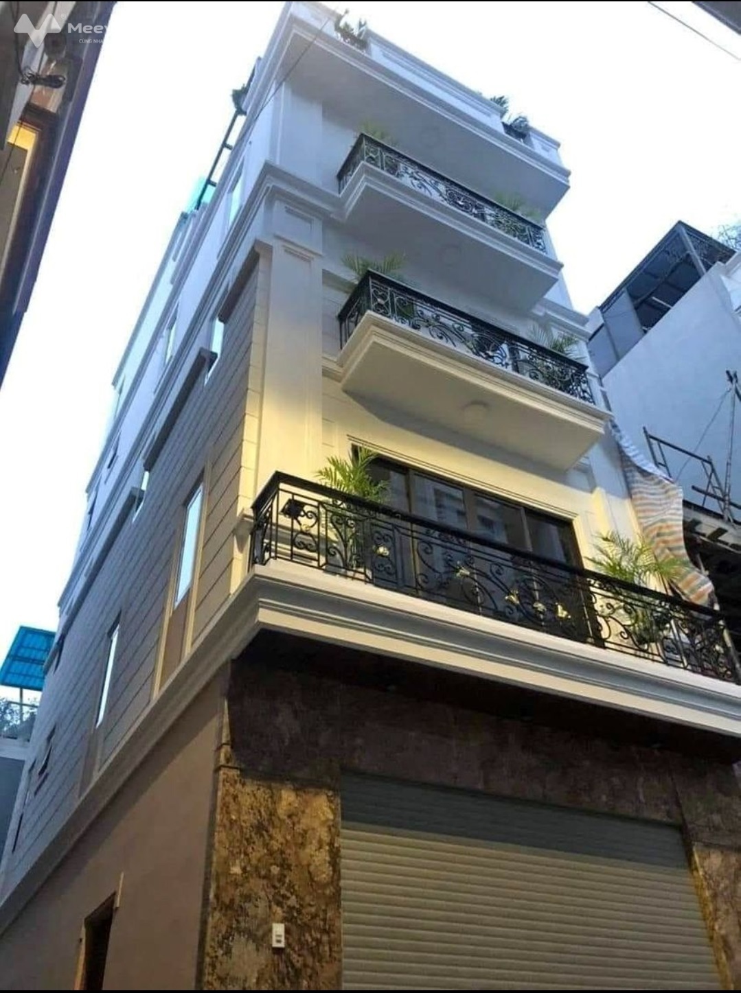 Bán nhà mới Kim Chung 45m2, 4 tầng, 4 phòng ngủ, gara ô tô đỗ, chỉ 50m ra đường lớn, kinh doanh