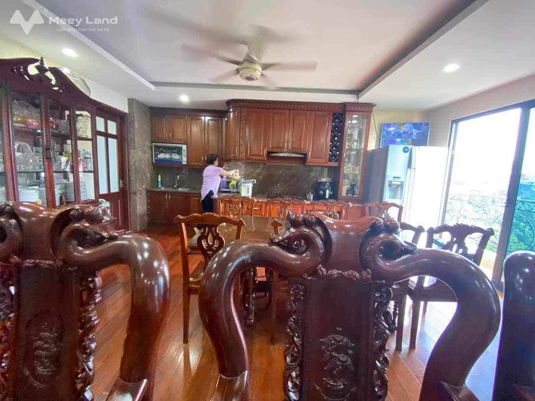 Nhà phố Vũ Ngọc Phan, Đống Đa, 8 tầng thang máy, vừa ở vừa cho thuê 110 triệu/ tháng